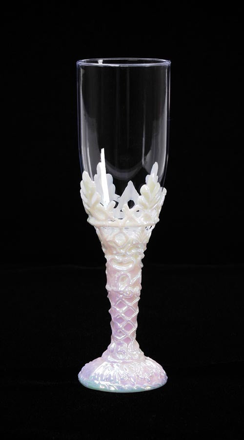 Champagne Glass Filigree Finished Edge 4 Inches